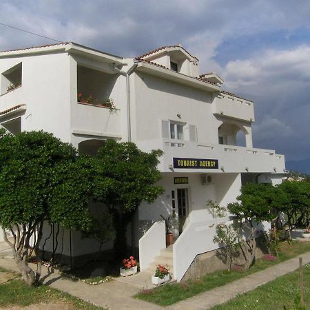 Apartments Aventura Baska For Relaxing Holidays Exterior foto